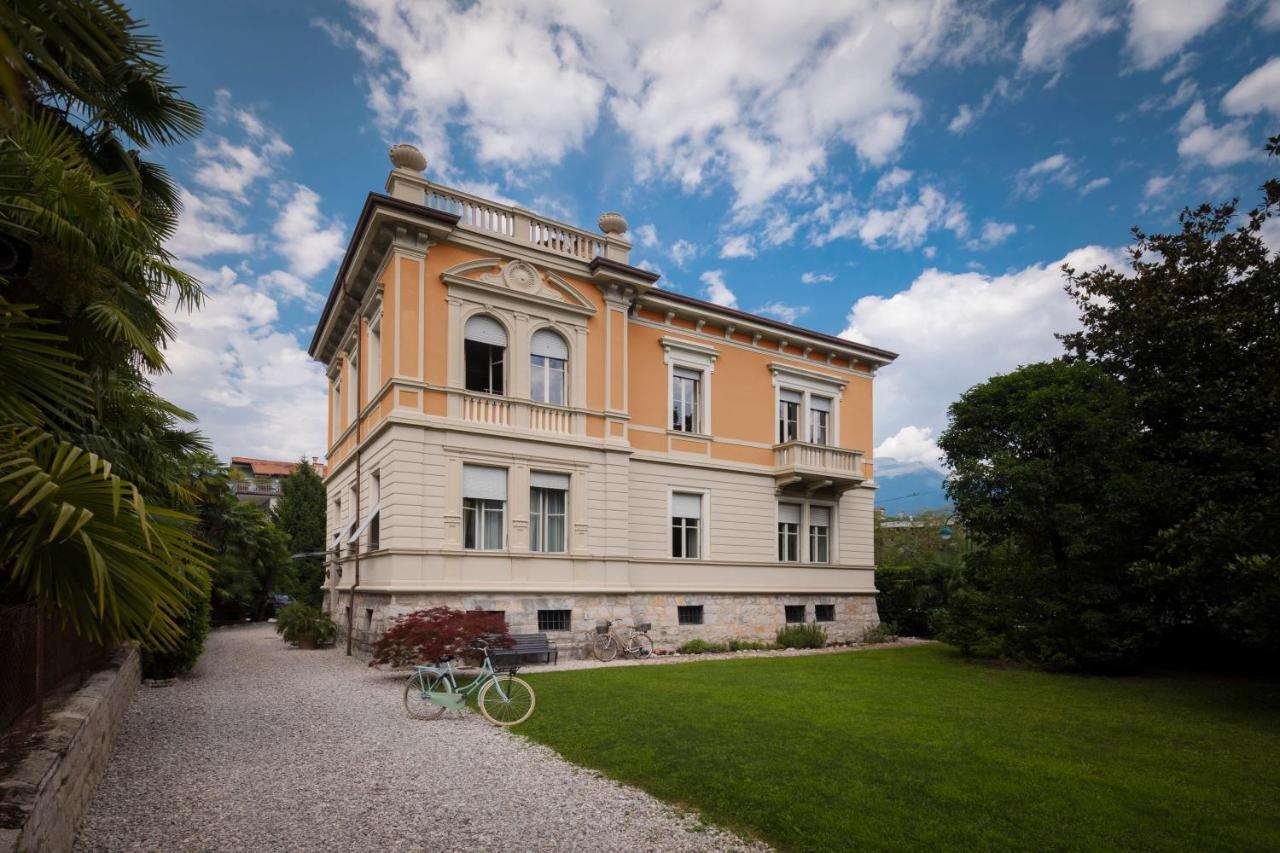 Villa Brunelli Riva del Garda Exteriör bild